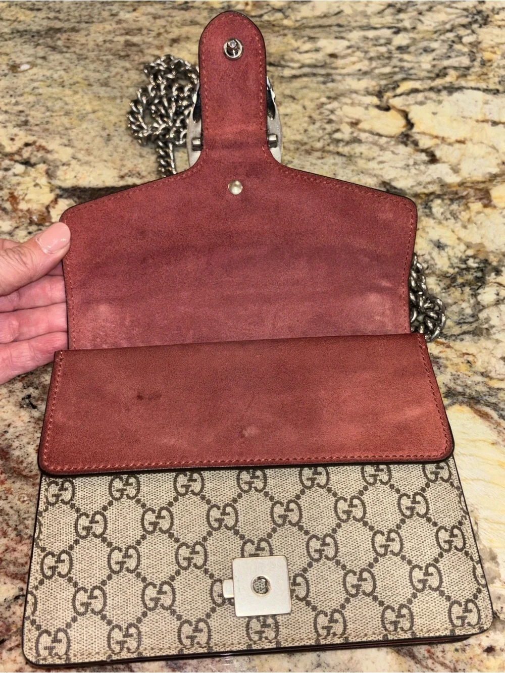 Gucci Floral GG Supreme Blooms Small Dionysus - Picture 5 of 11